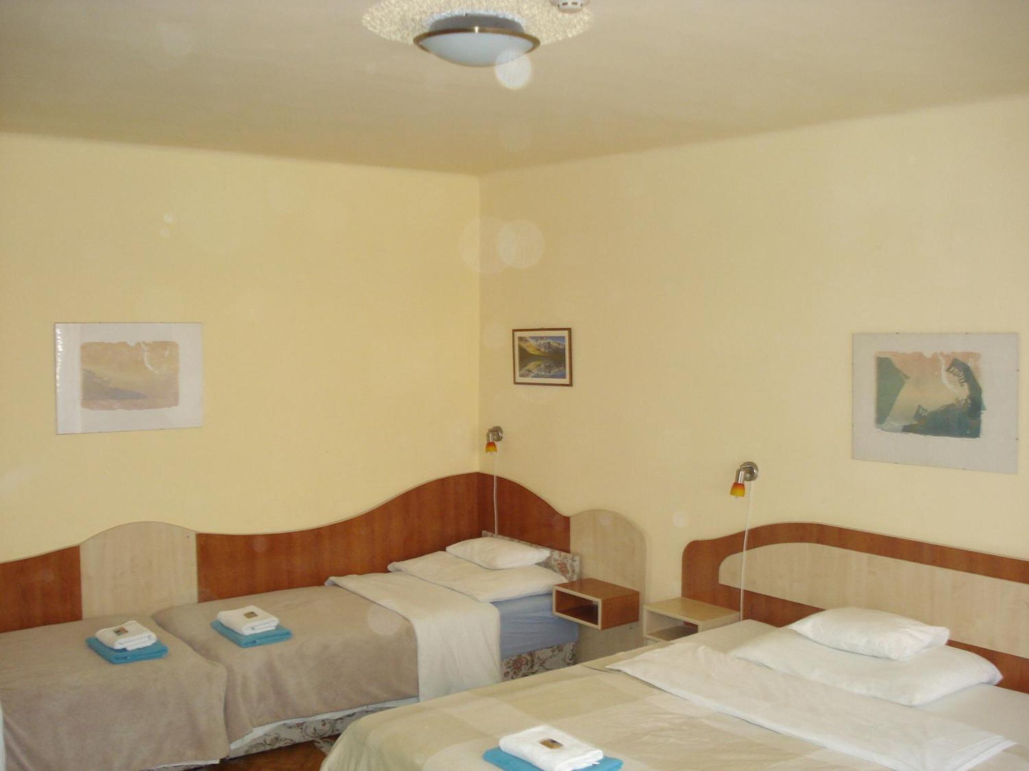 Szent Gyoergy Fogado Hotel Pecs Ngoại thất bức ảnh