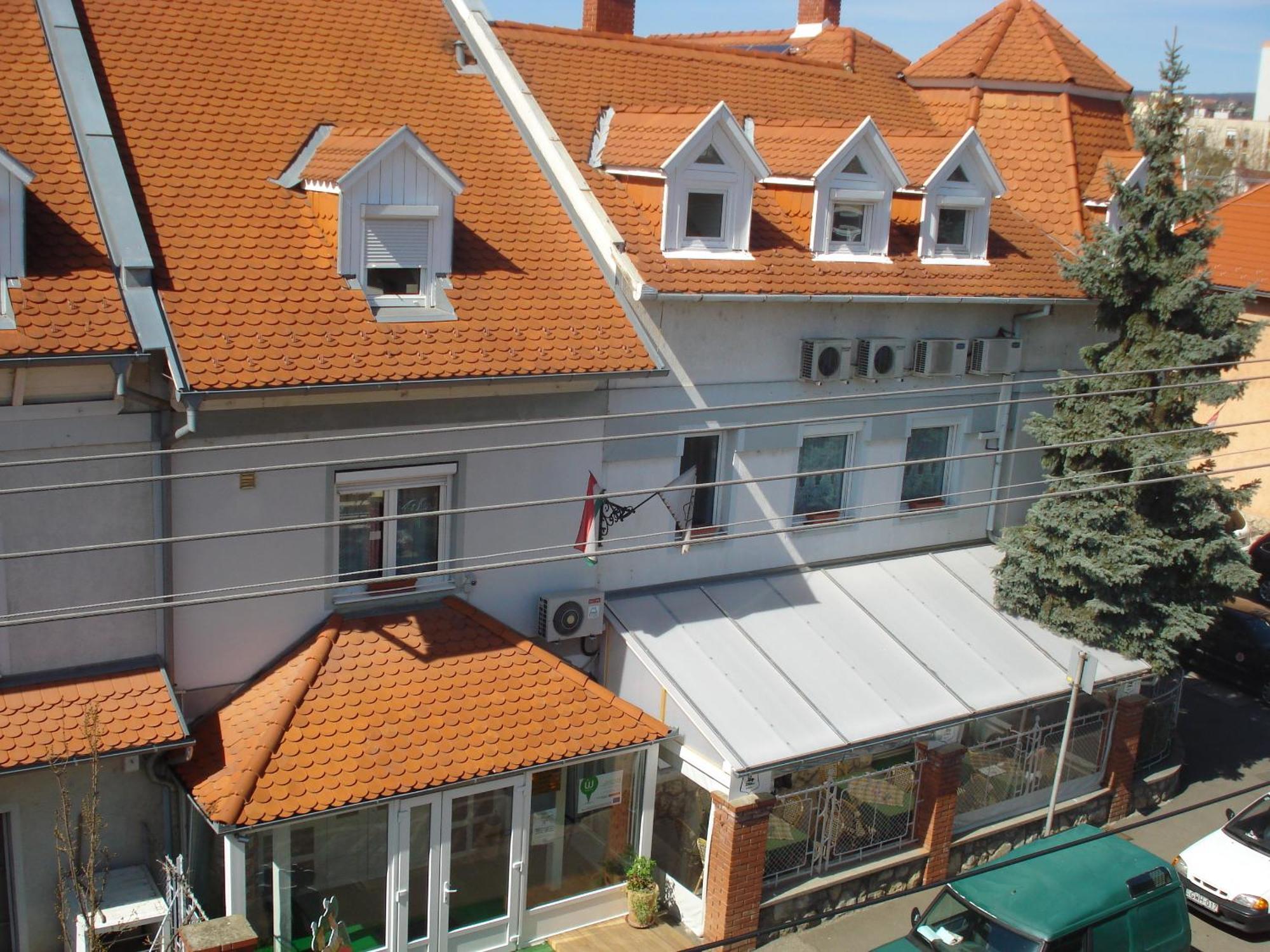 Szent Gyoergy Fogado Hotel Pecs Ngoại thất bức ảnh